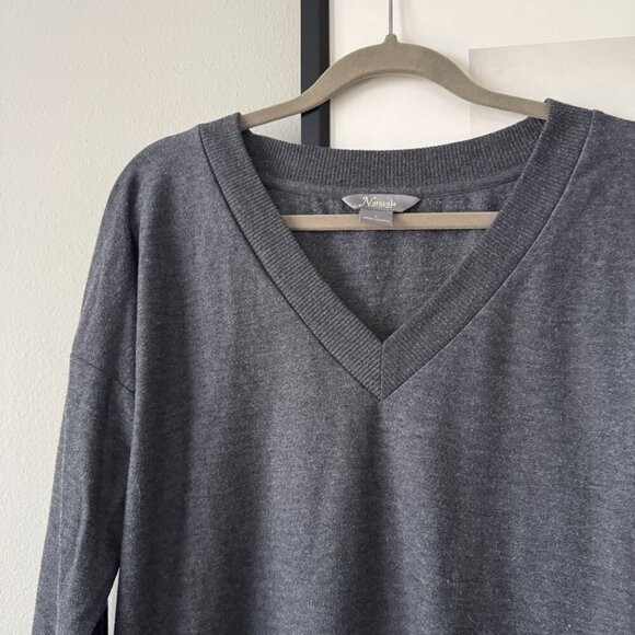 Natural Reflections | EUC V-Neck Long Sleeve Pullover Sweater in Gray Size Large - Picture 3 of 9